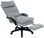 Bequemer Chefsessel in hellgrau mit verstellbarer Rückenlehne und ausziehbarer Fußstütze, seitliche Perspektive