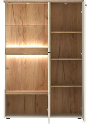 Highboard aus Holz mit Glastüren und integrierter Beleuchtung, Frontalansicht