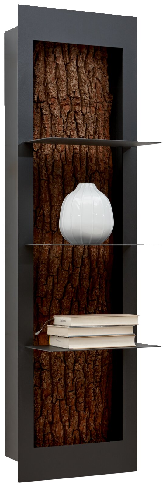 Hängeregal mit rustikaler Holzrückwand, zwei Glasböden, einer weißen Vase und Büchern, seitliche Perspektive