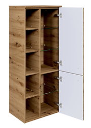 Midischrank aus Holz mit geöffneter Tür, zeigt mehrere Regalböden aus Glas und Holz, Perspektive von vorne rechts