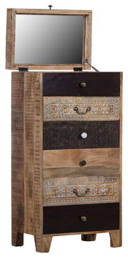 Schubkastenkommode mit Spiegel, aus Holz mit verschiedenen Schubladenfronten und geöffnetem Spiegel, seitliche Perspektive