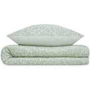 Satinbettwäsche 135x200cm in hellem Grün mit dezentem Muster, frontal fotografiert