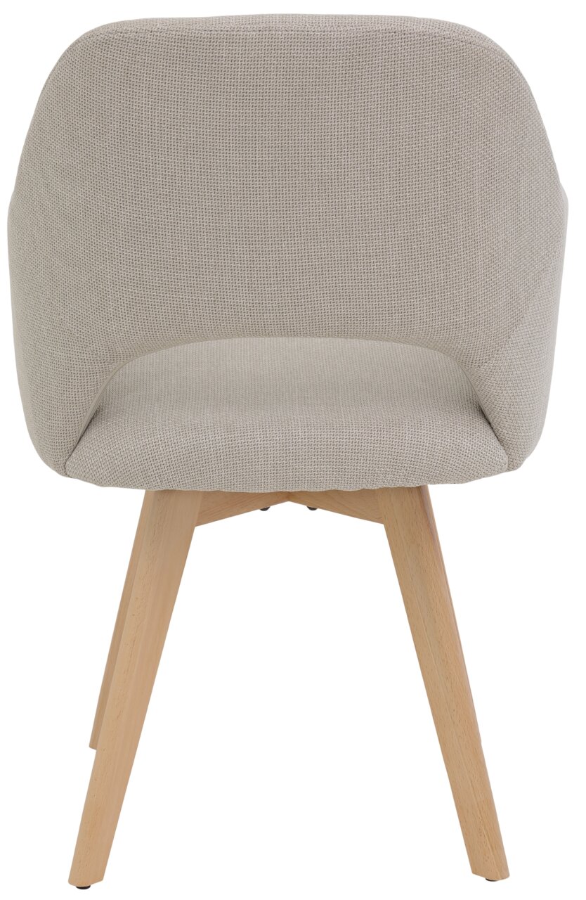 Beige gestoffeerde stoel met afgeronde rugleuning en lichte houten poten, van voren gefotografeerd tegen een witte achtergrond