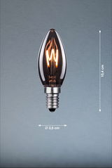 Elegante Glühbirne in Kerzenform mit sichtbarem Glühfaden, seitliche Perspektive, Höhe 10,4 cm, Durchmesser 3,5 cm.