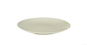 Beige Teller aus der Seitenperspektive, Teil des Kombiservice Bella Vista 24-teilig