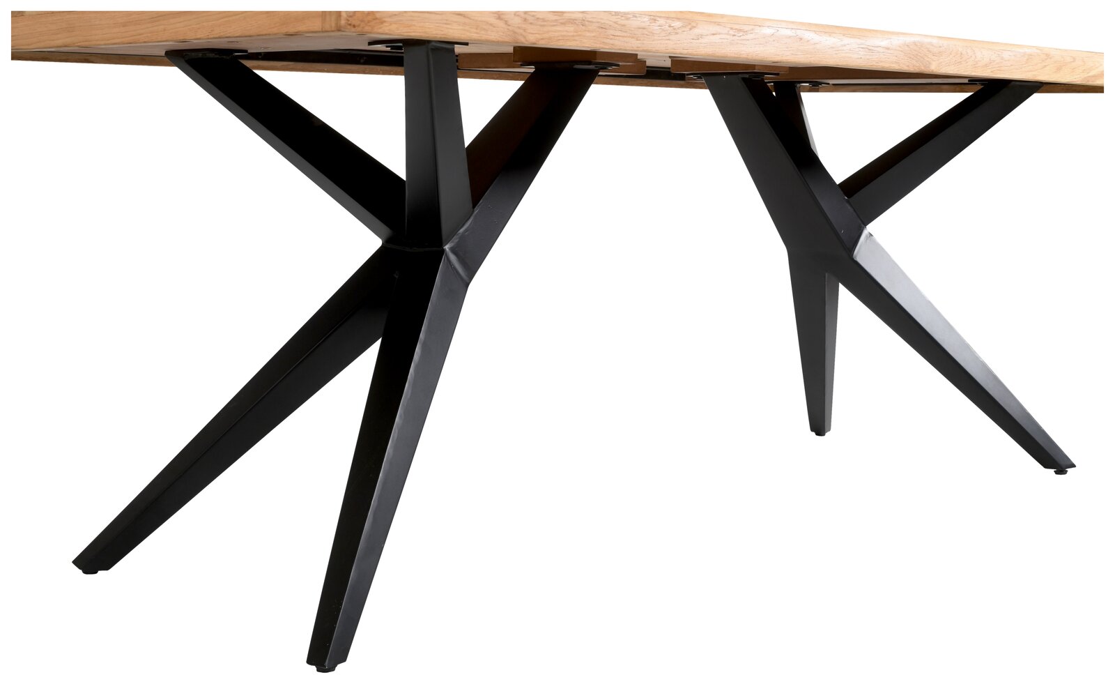 Nahaufnahme der Tischbeine eines Esstisches aus schwarzem Metall mit einer Holzplatte, seitliche Perspektive