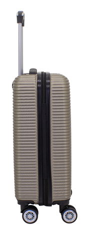 Seitliche Ansicht eines champagnerfarbenen Trolleys mit ausziehbarem Griff und vier Rollen.