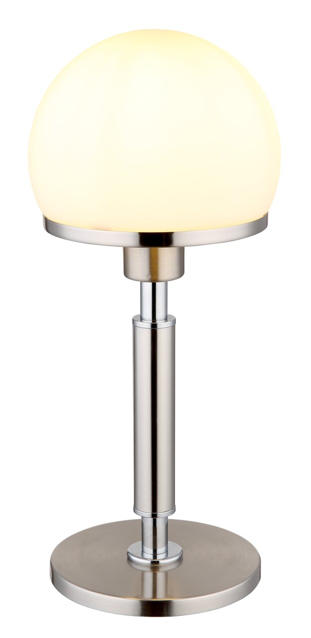 Moderne Tischleuchte HAKU von Globo Lighting mit rundem, weißem Lampenschirm und silbernem Standfuß, seitliche Perspektive.