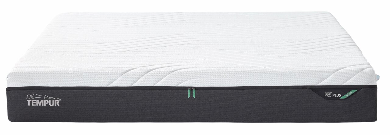 Tempur Viscomatratze PRO PLUS COOLQUILT Viscomatratze 160x200 medium von vorne, mit weißer Oberseite und schwarzem Rand, Markenlogo sichtbar.