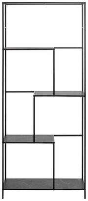 Modernes schwarzes Regal mit asymmetrischen Regalböden, frontal betrachtet.