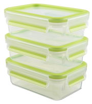 Dreier-Set von transparenten Frischhaltedosen mit grünen Deckeln und Clip-Verschlüssen, seitliche Perspektive