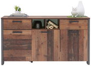 Rustikales Sideboard aus Holz mit drei Schubladen und zwei offenen Fächern, dekoriert mit Pflanzen, Büchern und einer weißen Eulenfigur, Frontalansicht.