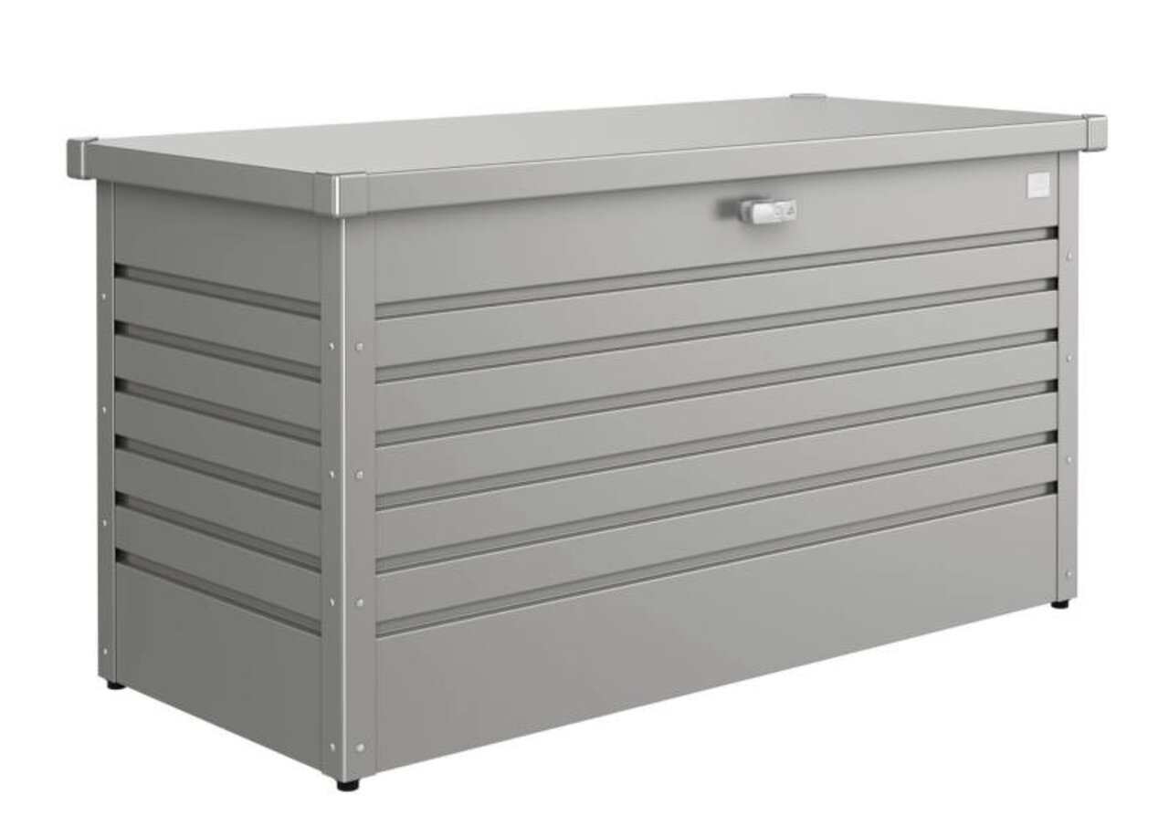 Graue Freizeitbox aus Metall mit horizontalen Paneelen, seitliche Perspektive