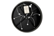 Achterkant van een ronde led-plafondlamp met zichtbare kabels en onderdelen.