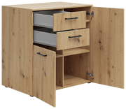 Kommode aus Holz mit zwei offenen Schubladen und zwei offenen Türen, Perspektive von vorne links