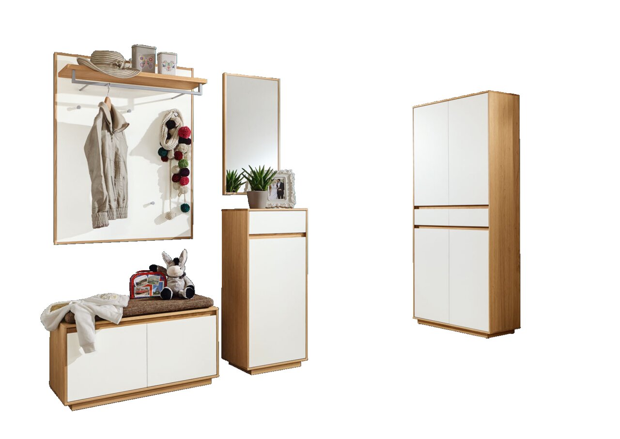 VOSS Sitzkissen V100 Moderne Garderobeneinrichtung mit Garderobenbank, Sitzkissen, Garderobenpaneel, Schuhschrank und Spiegel in einem hellen Raum mit blauer Wand. Perspektive von vorne.