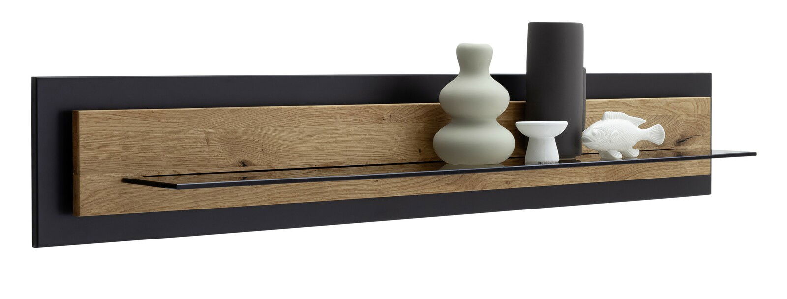 Wandboard aus Holz und Metall mit dekorativen Vasen und einer Fischfigur, seitliche Perspektive