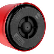 Unteransicht der roten Isolierkanne SAMBA mit schwarzem Boden, Kapazität 1,0L, hergestellt in Deutschland.