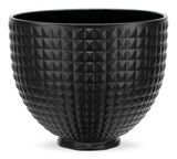 Schwarze keramische Schüssel mit geometrischem Muster, seitliche Perspektive