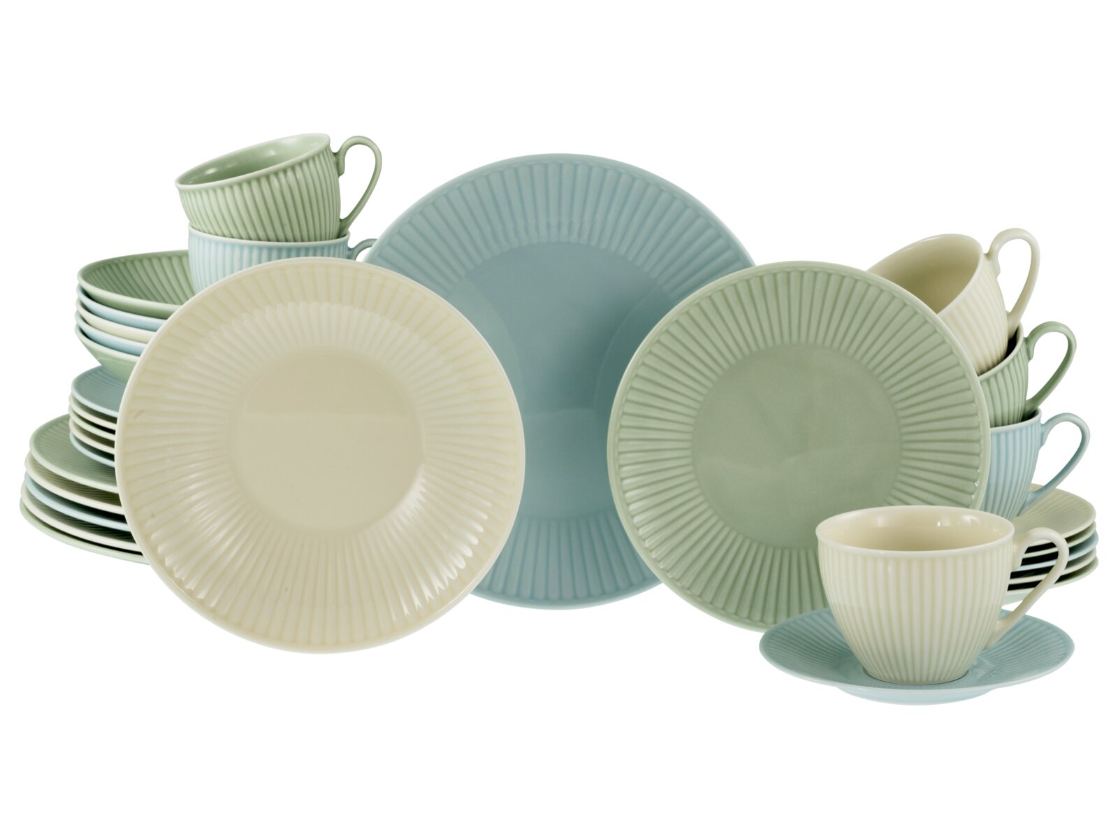 Creatable Kombiservice 30-tlg VALENCIA Pastellfarbenes Keramik-Geschirrset mit geriffelten Tellern, Schalen und Tassen in Grün, Blau und Creme, freigestellt auf Weiß, Frontansicht leicht schräg von vorne