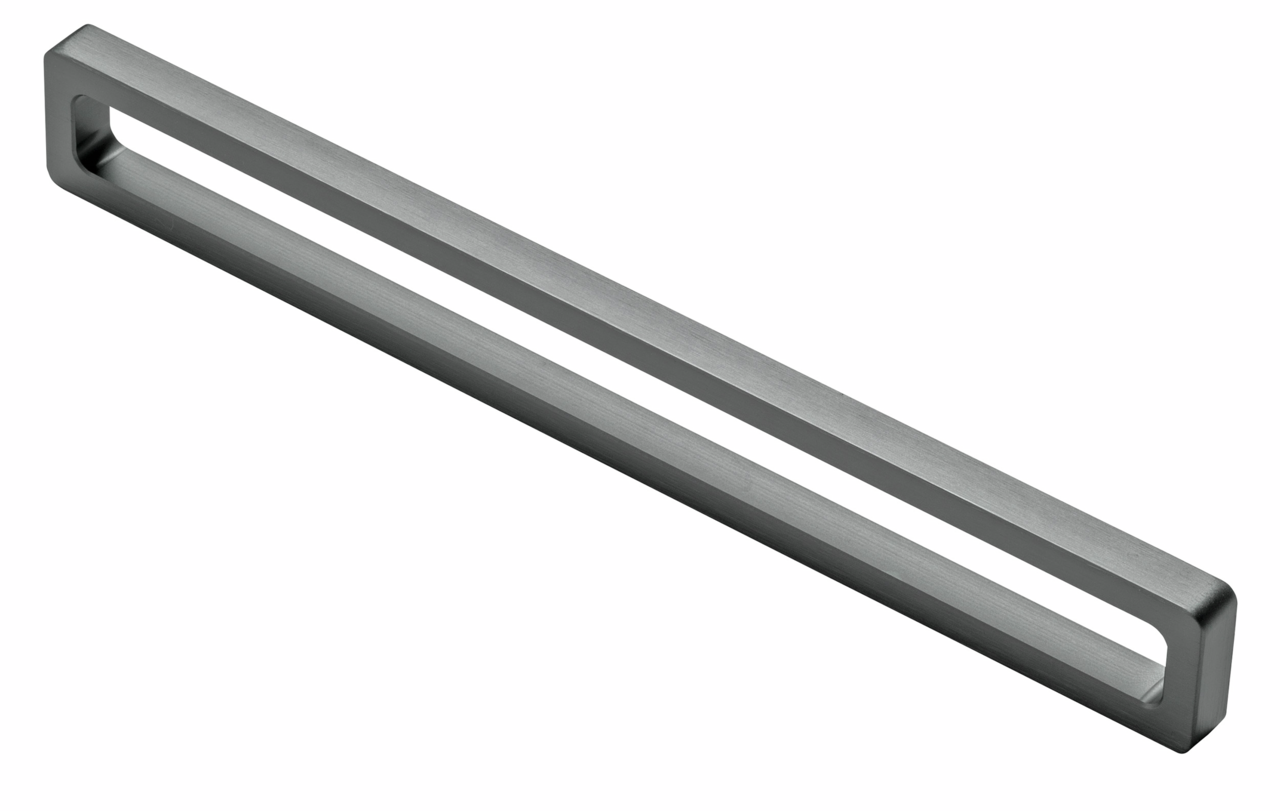 Metall-Bügelgriff in schräger Perspektive