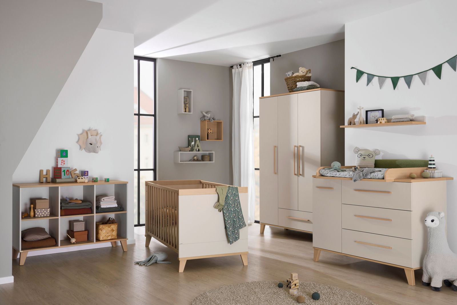 Paidi Sideboard MALIO Modernes Sideboard in einem stilvollen Kinderzimmer, seitliche Perspektive