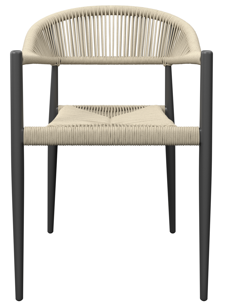 Moderner Stapelsessel mit geflochtenem Sitz und Rückenlehne, Vorderansicht