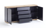 Sideboard mit Holzoberfläche und schwarzen Schubladen, Türen geöffnet, seitliche Perspektive