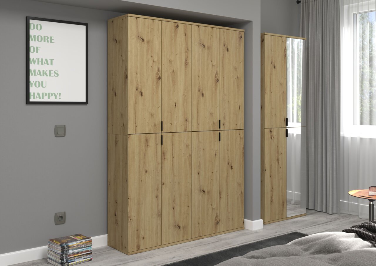 Moderner Spiegelschrank aus Holz in einem stilvollen Schlafzimmer, seitliche Perspektive.