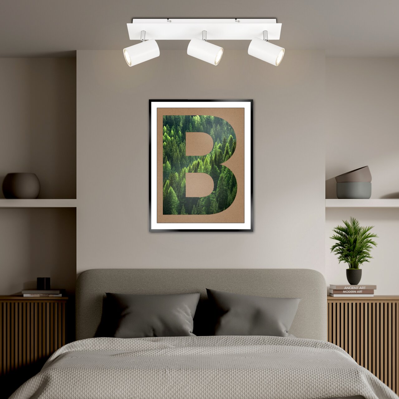 LED-spot met drie lampen in een moderne slaapkamer, gezien vanaf het plafond