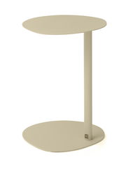 Moderner Beistelltisch in Beige mit ovaler Tischplatte und stabiler Säule, seitliche Perspektive