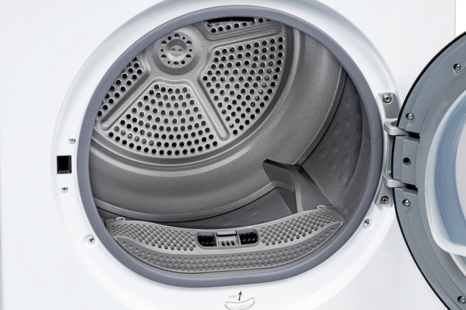 Innenansicht eines Stand-Wärmepumpentrockners mit geöffneter Tür, Trommel und Flusensieb sichtbar