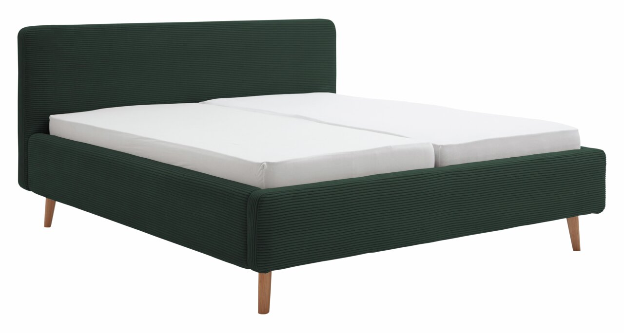 XORA Polsterbettgestell MATTIS Polsterbettgestell in dunklem Grün mit Holzfüßen, seitliche Perspektive
