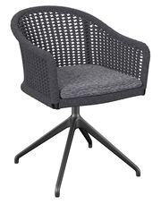 Moderner Armlehnstuhl mit geflochtenem Design und gepolstertem Sitz, seitliche Perspektive