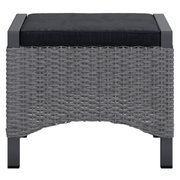 Grauer Hocker aus Rattan mit schwarzem Sitzpolster, Vorderansicht