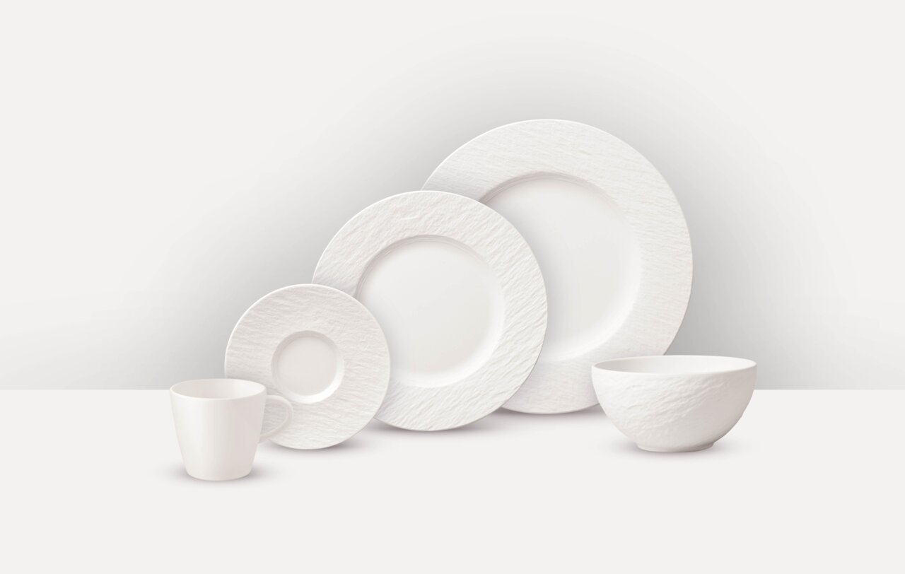 Villeroy & Boch Kombiservice 20-tlg. MANUFACTURE ROCK Komiservice 20-tlg. in seitlicher Perspektive: Tasse, Untertasse, Teller und Schüssel in schlichtem Weiß.