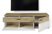 TV-Lowboard aus Holz mit offenen Schubladen und Türen, Frontansicht