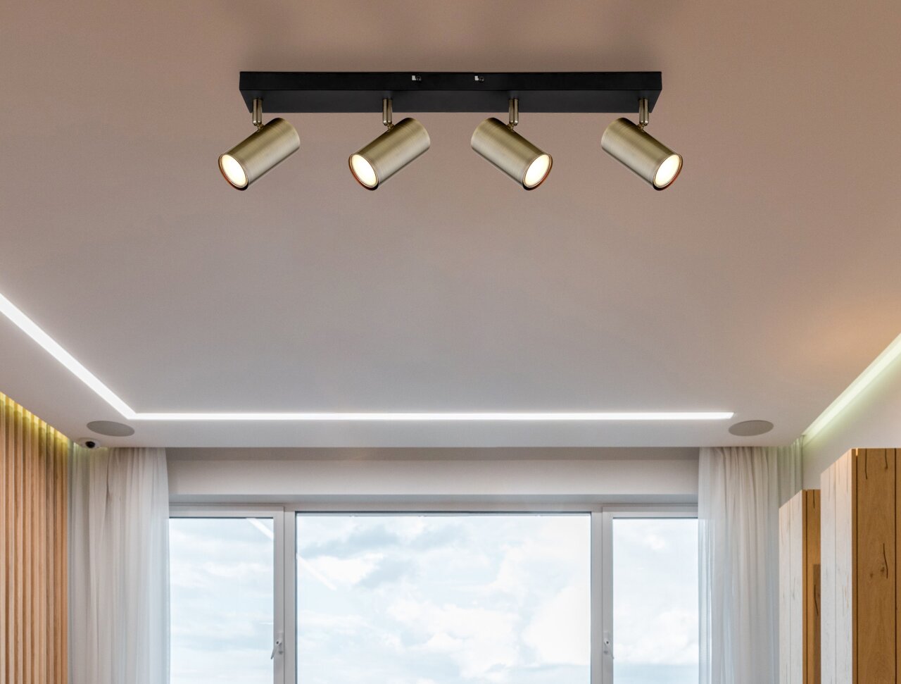 Globo Lighting Strahler 4-flg. ROBBY Deckenstrahler in Altmessing mit vier verstellbaren Spots, Perspektive von unten