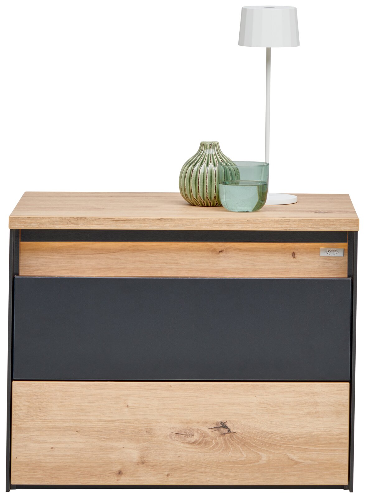 Moderner Nachttisch mit Holz- und Dunkelgrau-Elementen, dekoriert mit einer weißen Lampe und zwei Glasvasen, Frontalansicht.