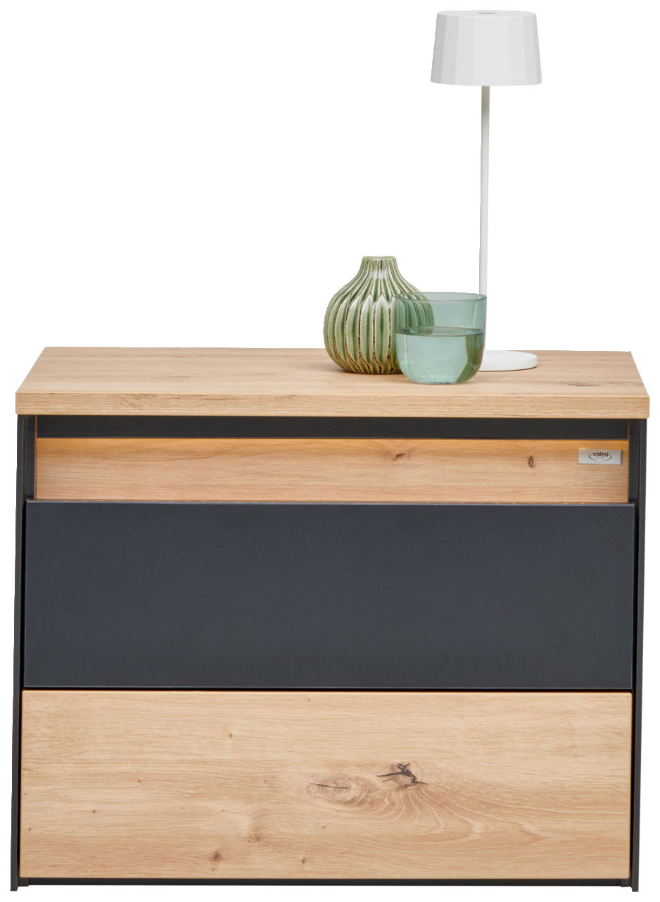 Moderner Nachttisch mit Holz- und Dunkelgrau-Elementen, dekoriert mit einer weißen Lampe und zwei Glasvasen, Frontalansicht.