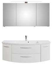 Moderne Badkombination mit dreiteiligem Spiegelschrank und geschwungenem Waschtisch, Frontalansicht