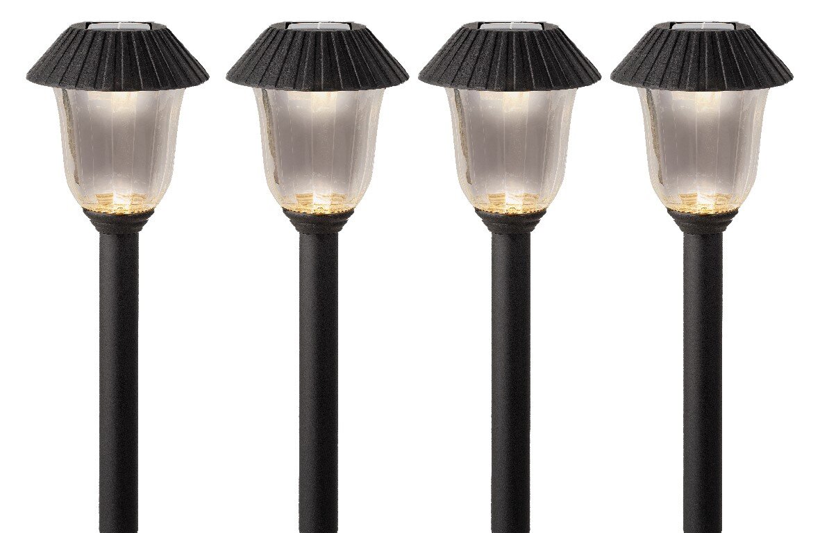 Lumineo Solar Stabbeleuchtung Vier schwarze Solar Stabbeleuchten mit transparentem Lampenschirm, frontal betrachtet.