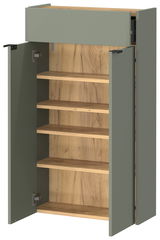 Hängeschuhschrank mit offenen Türen, zeigt mehrere Regalböden aus Holz, Perspektive von vorne