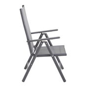 Moderner Gartenstuhl aus Metall in seitlicher Ansicht