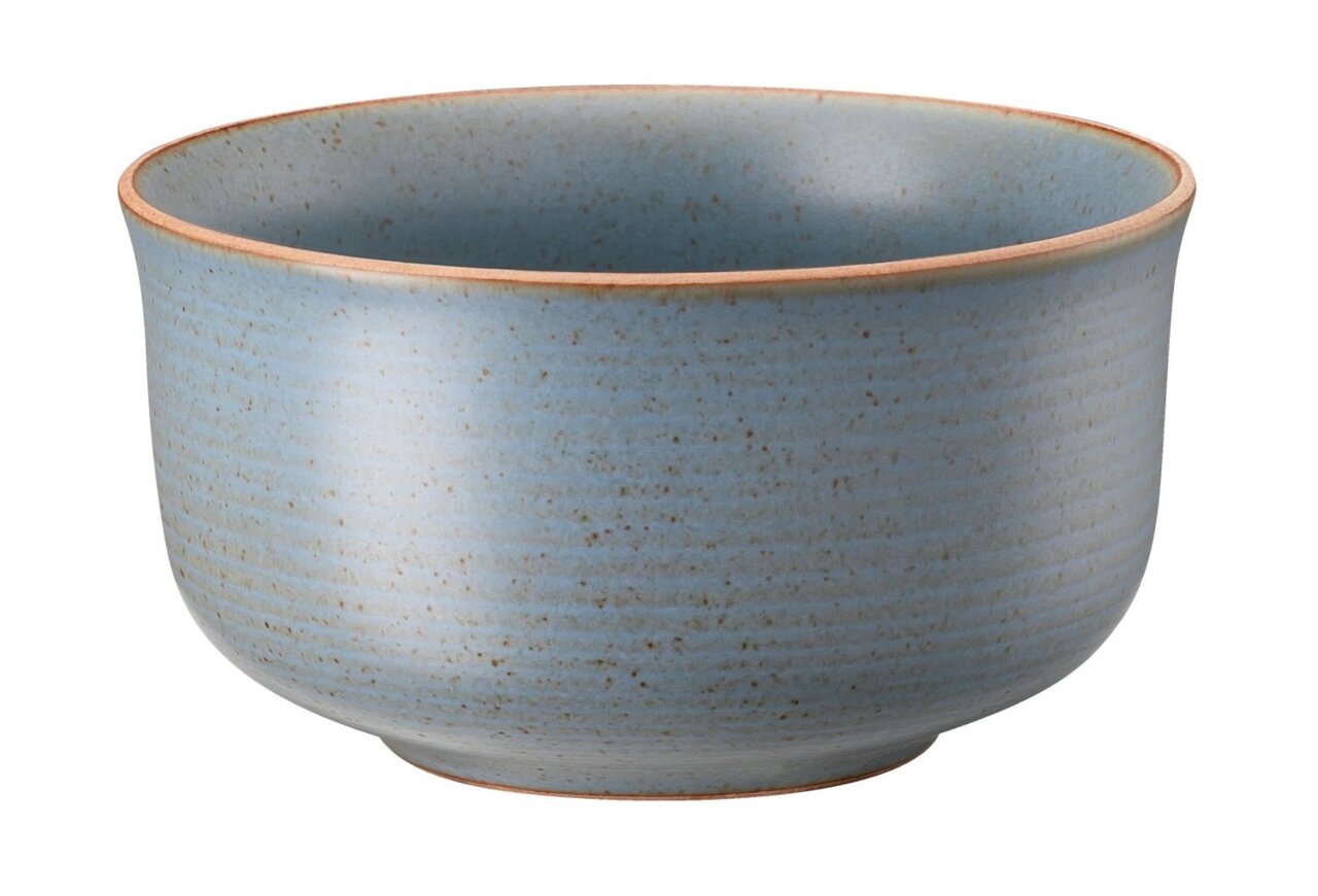 Blauwe mueslischaal met een diameter van 13 cm, zijaanzicht