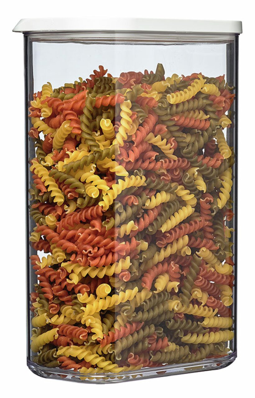 Mepal Vorratsdose 2000ml MODULA Transparente Vorratsdose Modula 2000 ml mit weißem Deckel, gefüllt mit bunten Spiralnudeln, aus der Frontalperspektive.