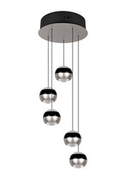 Moderne Pendelleuchte Orbit mit fünf kugelförmigen Lampenschirmen in Schwarz und Silber, von unten betrachtet.