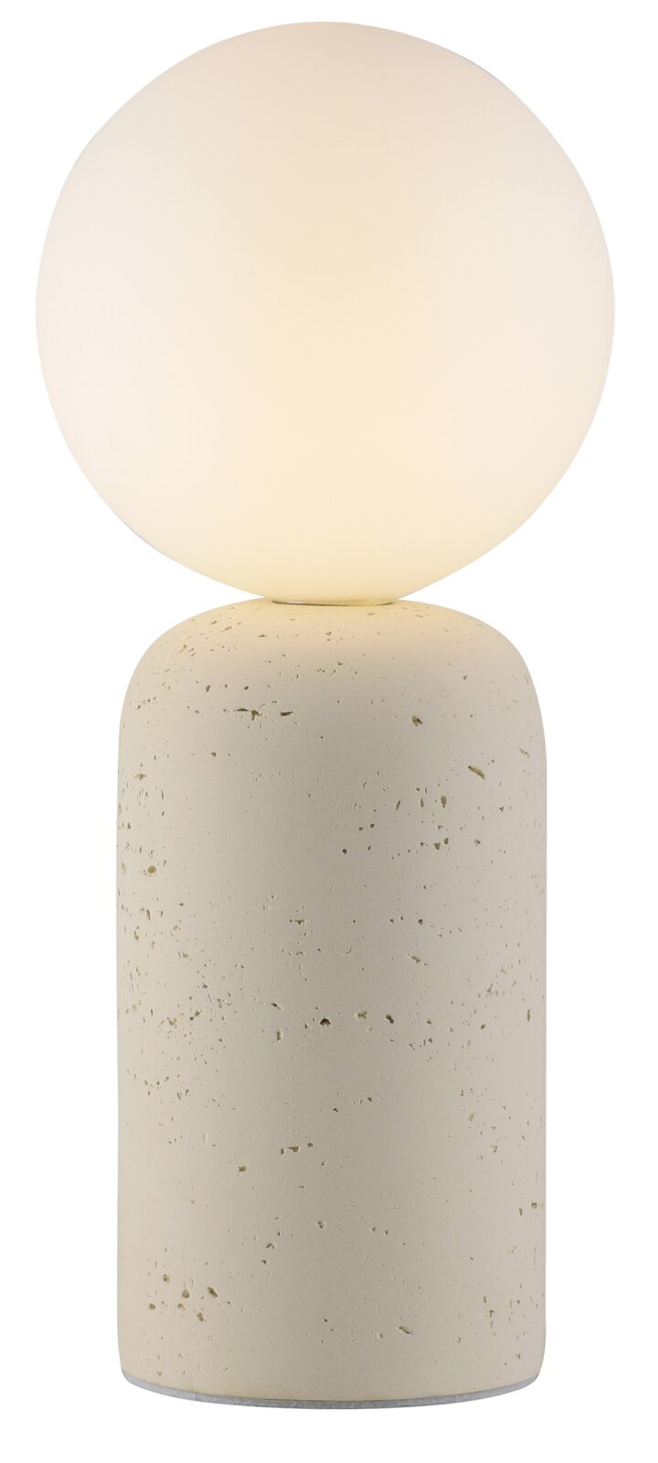 Moderne Tischlampe mit runder, milchig-weißer Glaskugel und zylindrischem, gesprenkeltem Steinsockel in Beige, frontal aus der Vorderansicht auf weißem Hintergrund
