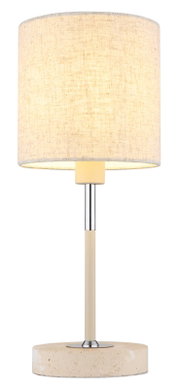 Tischleuchte mit zylindrischem Stoffschirm in Beige, Metallfuß und runder Basis aus Stein, frontal betrachtet.