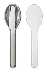 Dreiteiliges Besteckset Ellipse in grüner Halterung, bestehend aus Messer, Gabel und Löffel, aus der Vogelperspektive.